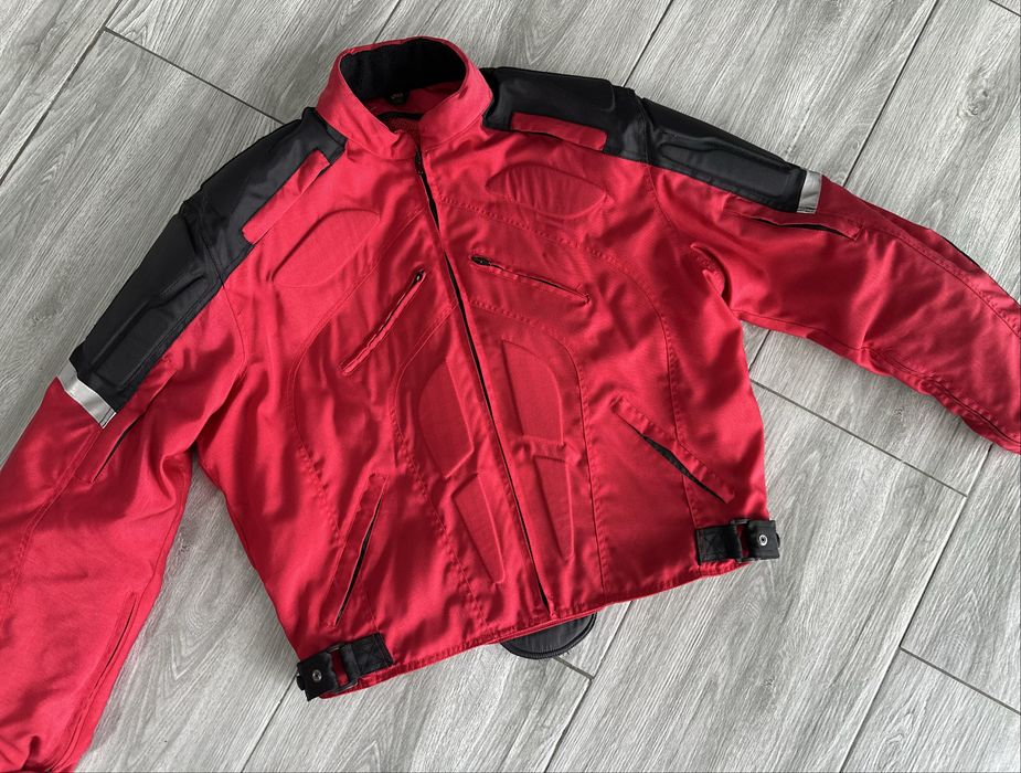 Geaca moto rosie impecabila