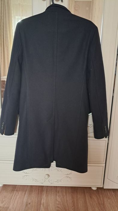 Продам пальто мужское,46 размер.