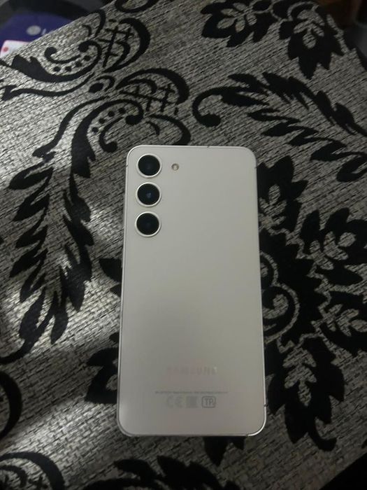 Самсунг галакси с 23 8/256