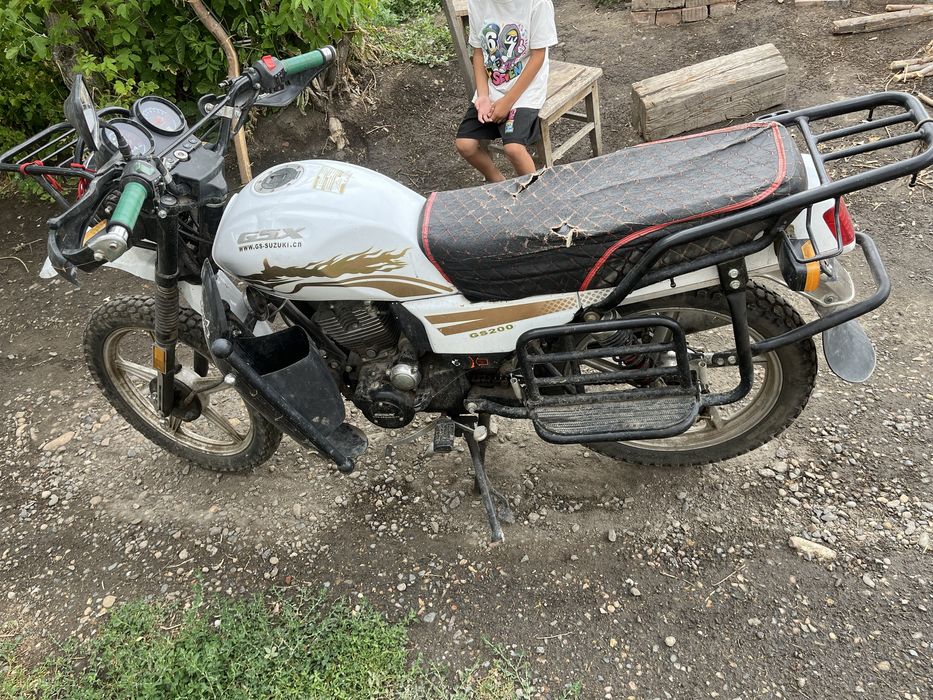 мотоцикл сузуки 200куб