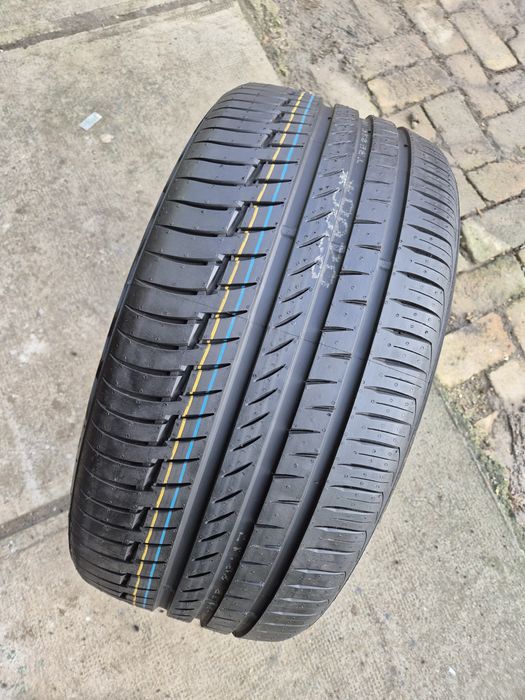O bucată 275/35 R22 vară - una Michelin Continental