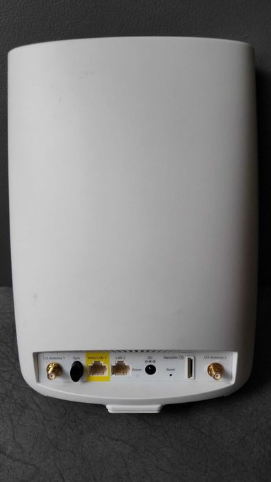 Netgear Orbi Router cu SIM 4G wireless  LBR20 AC2200 LTE router