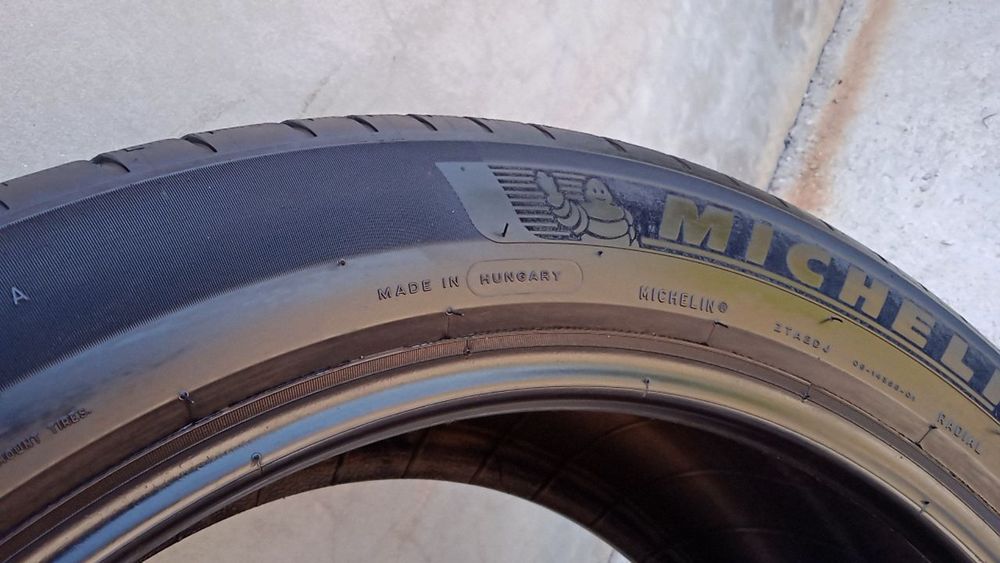 275 45 R21 Michelin 1 ta