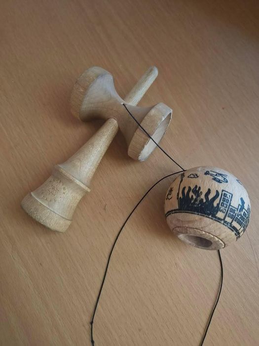 Kendama Israel Rhinozilla, RHINO CLEAR