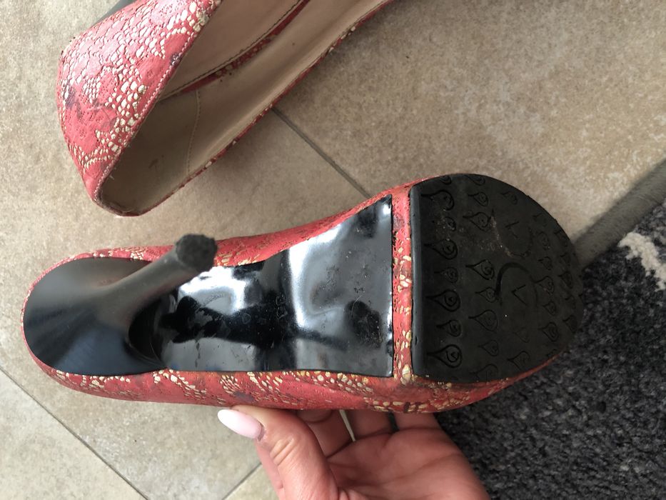 Дамски обувки