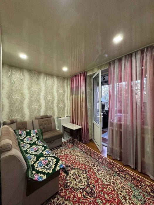 Продам 2 ком Банковский дом Эко базар Чимган №М190