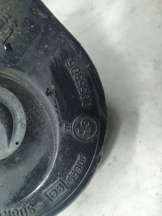 Claxon e30055306 Volkswagen VW Touareg generatia 1 7L [2002 - 2007]