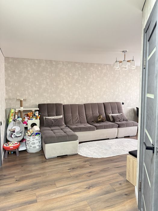 Продам двухкомнатную квартиру