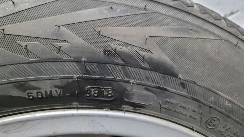 Vand roti pe 17,Volvo cu cauciucuri iarna