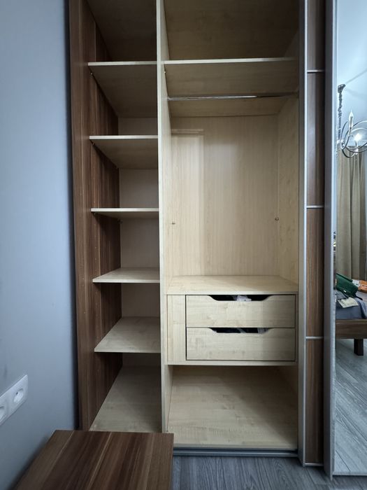 Спальный гарнитур