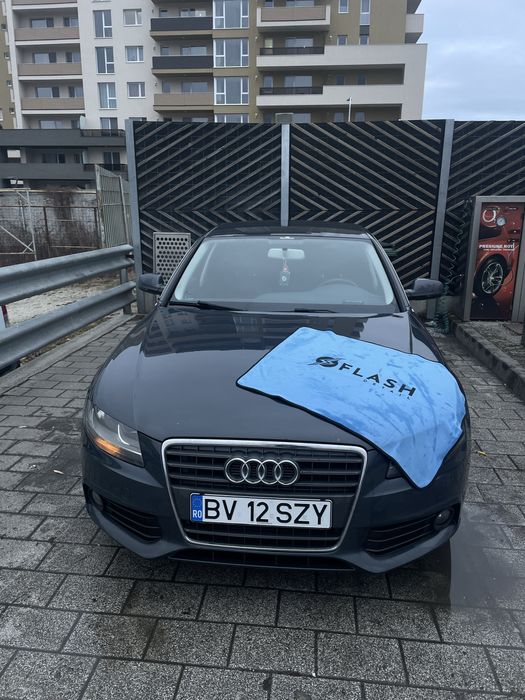 Vand Audi A4 B8 2010