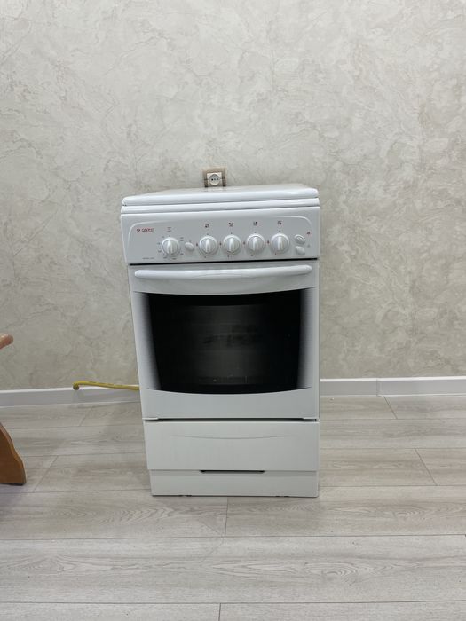 Продам газовую плиту (б/у)