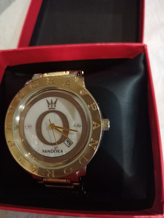 Продам часы женские