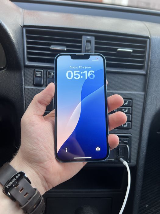iPhone 13,Айфон 13 в идеальном состоянии