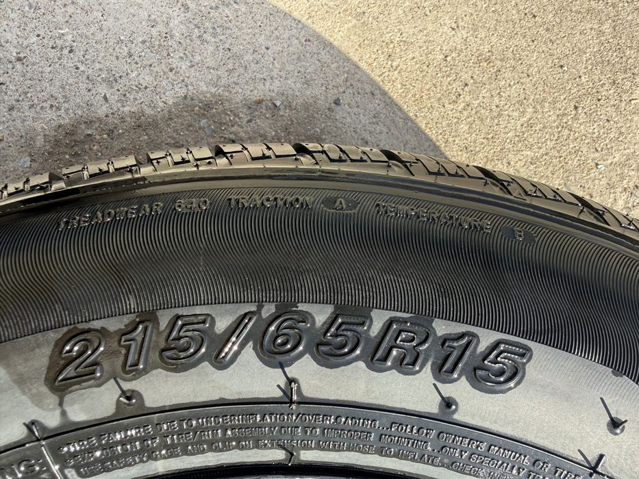 Продам диски с шинами 215:65:15