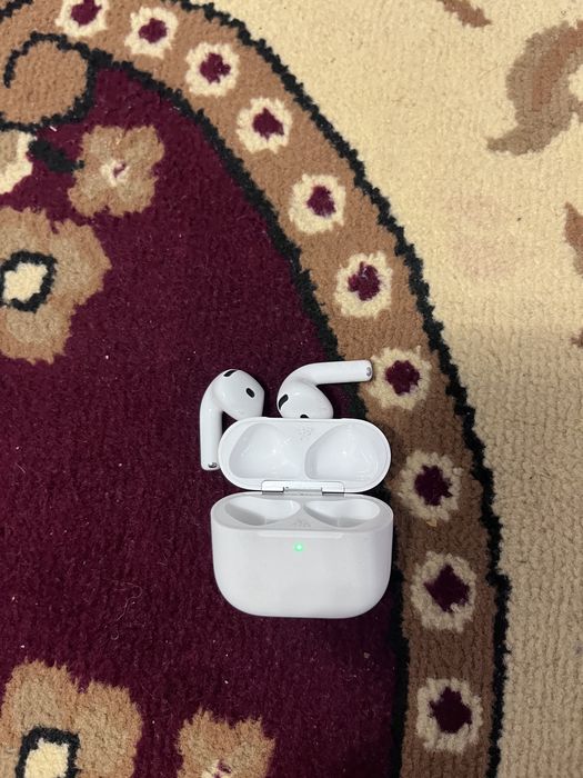 AirPods 4 оригинал