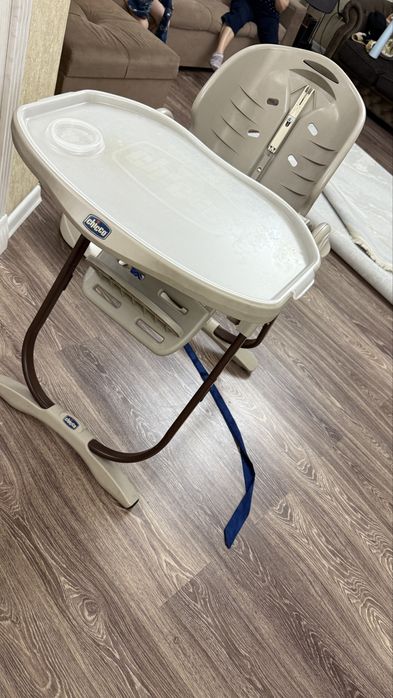 Стул для кормление