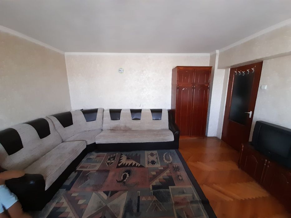 Ofer ap la inchiriat,str. Fratii Golesti .Facultate