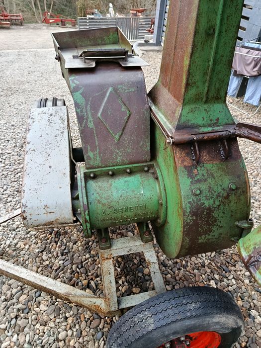Moară după tractor