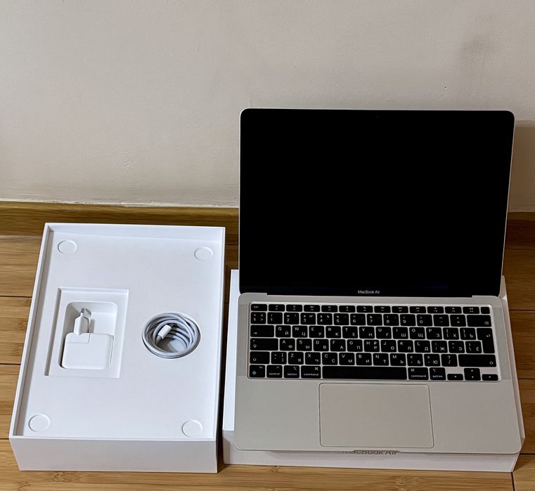 Макбук Air 13 - M1  (100% новый)