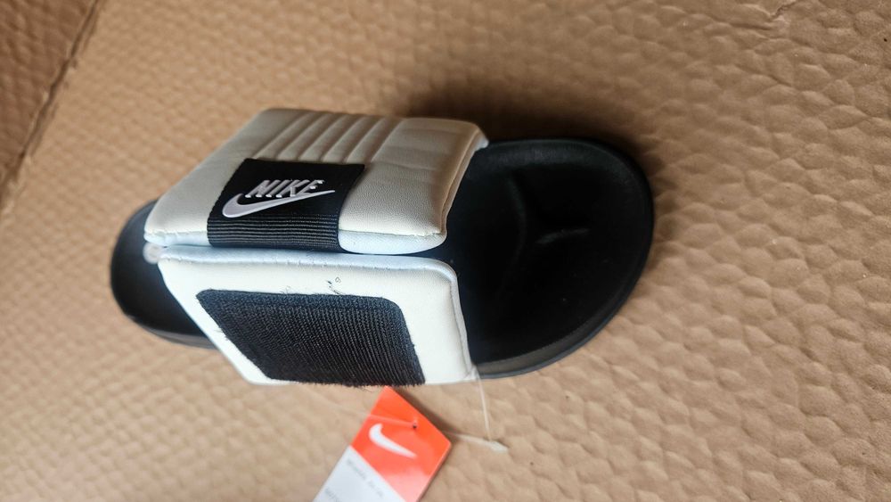 Slapi Nike Offcourt