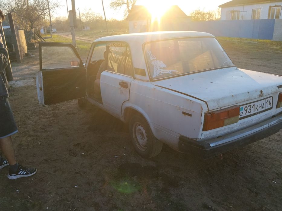 Продам ваз 2107 на разбор