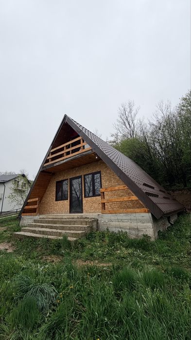 Casă Cabană A Frame la Munte de Vanzare 110 mp – Teren 1000 mp – Podul Dâmboviței (Culoarul Rucăr-Bran)
