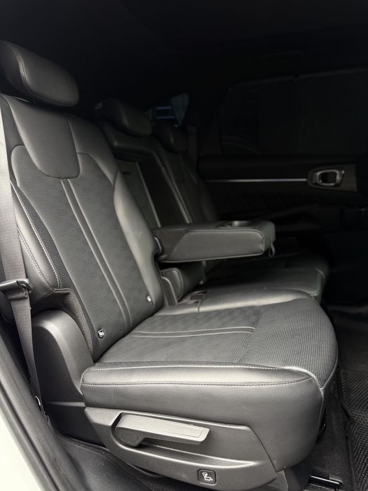 Kia Sorento 7 Места 2024 yil kraska toza