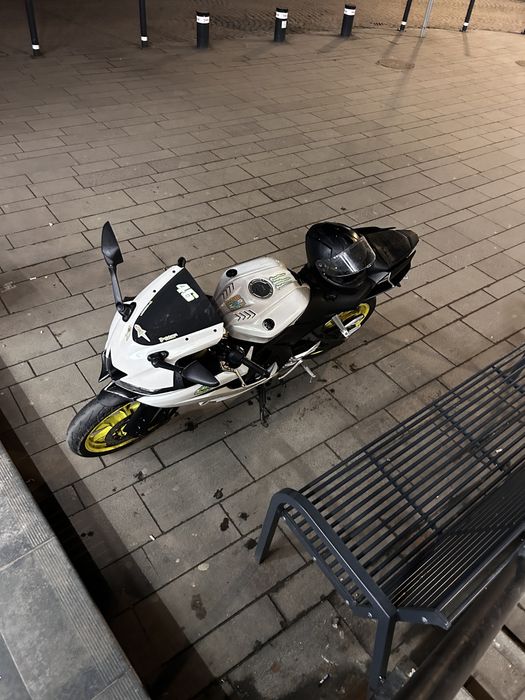 Vand yamaha yzf 125 g3 ABS