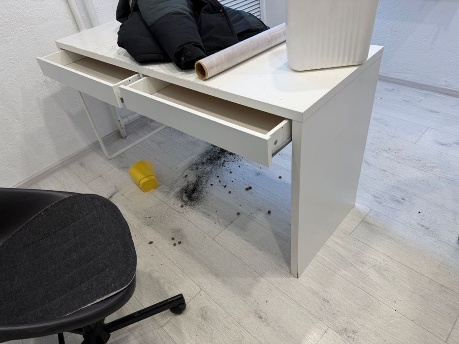 Продам письменный стол