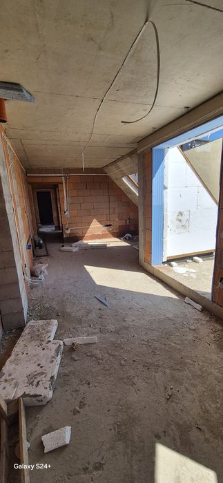 Продава се Тристаен апартамент в Варна, Христо Ботев - 145 кв.м за 580 €/кв.м - Снимка #3