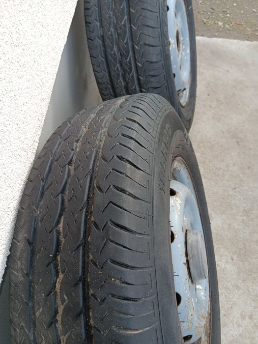 летни гуми  бусови