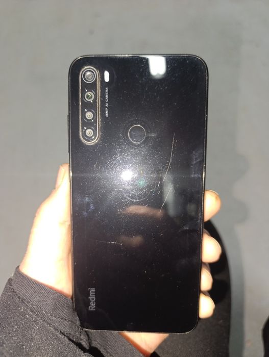 Продам телефон Редми нот 8