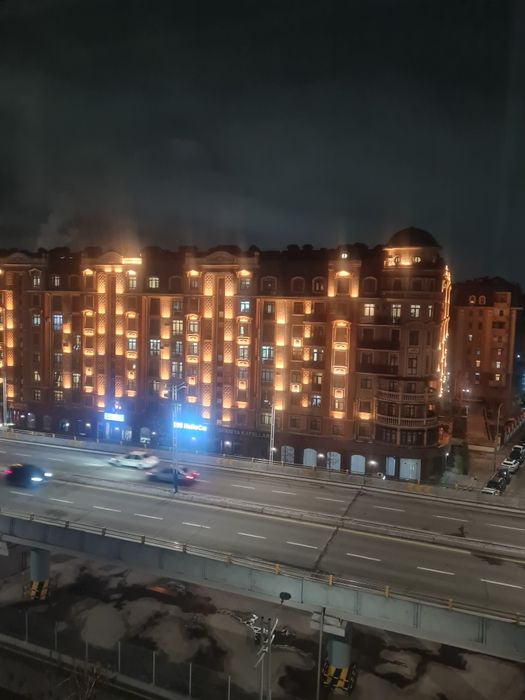 Аренда 1/8/9,38м2.Мукими мост..Руставели 400уе