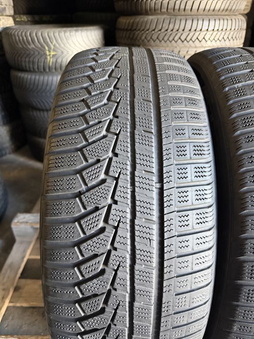 2 anvelope iarna 235/55/19 , Hankook !