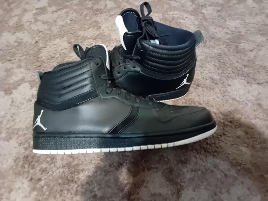 Найк Air Jordan-баскетболни кецове 43-44 номер