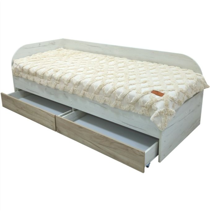 Продам кровать 80*200 с матрасом