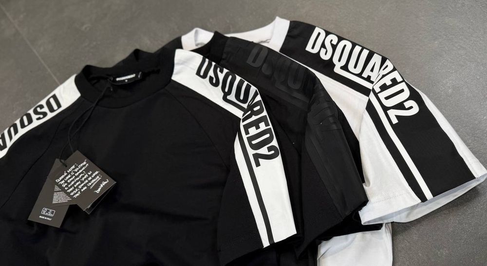 Мъжки тениски Dsquared2 модел 2026г