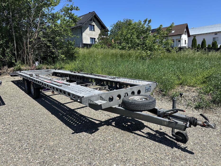Vândw remorcă / platformă auto WIOLA 8 metri, 2 axe