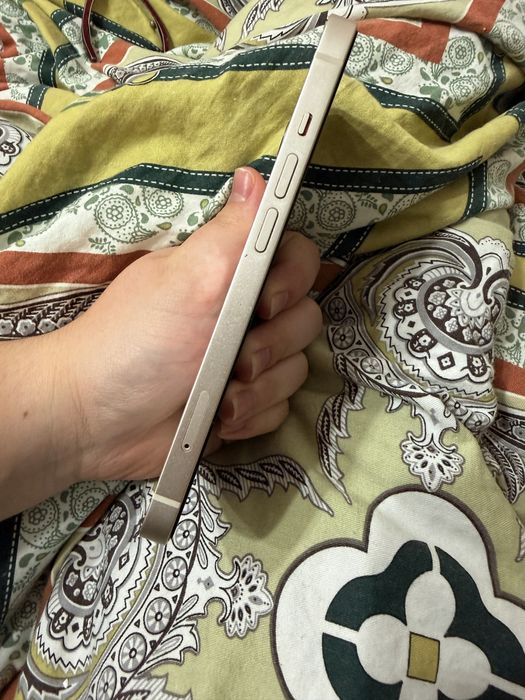 iPhone 13 128гб в хорошем состоянии