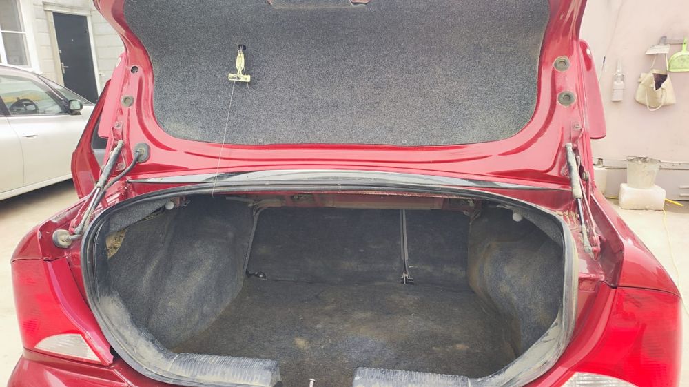 Легковой автомобиль Ford focus 1