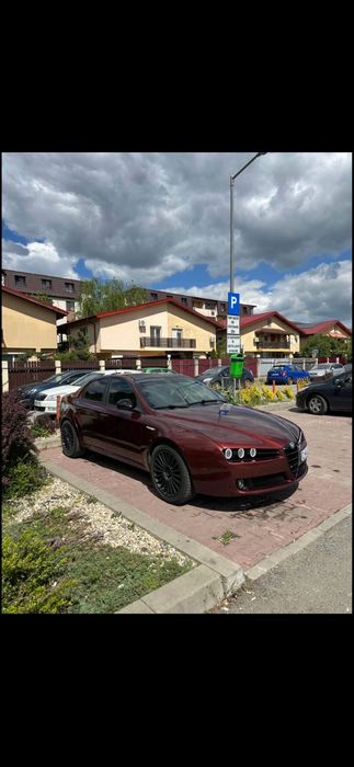 Vând Alfa Romeo 159