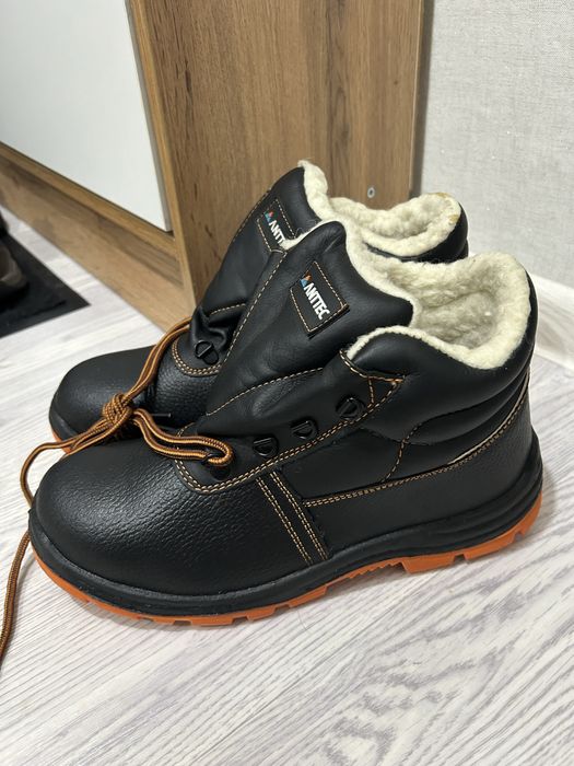 Новая зимняя ботинка ANTTEC