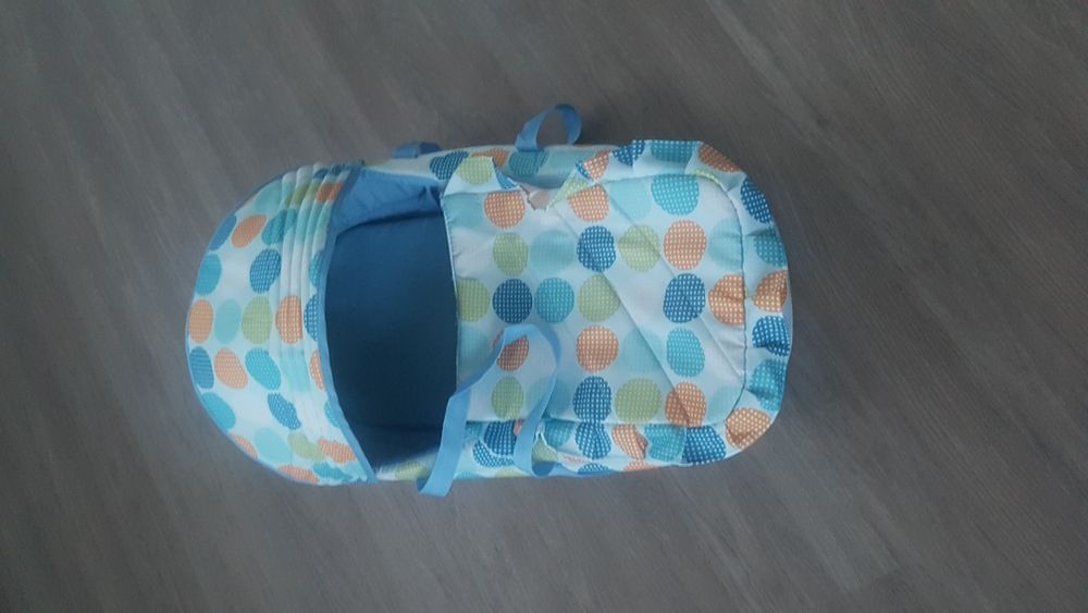 Продам сумку-переноску для детей.