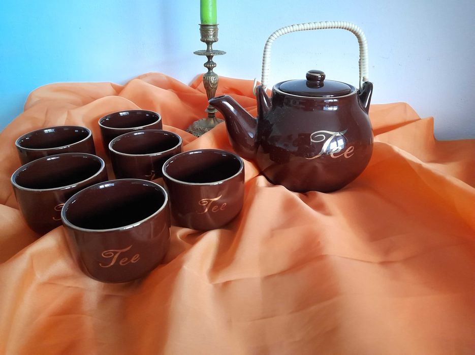 Set ceai porțelan fin – ibric + 6 cești – impecabil