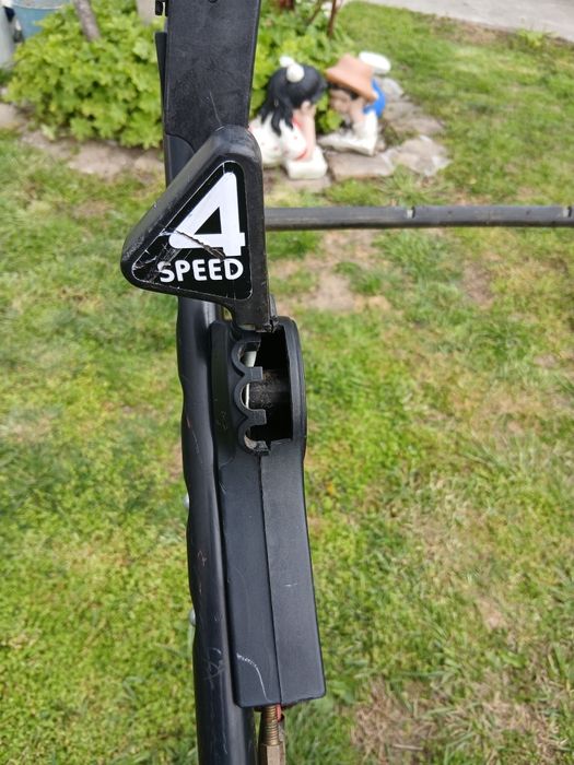 Бензинова самоходна косачка