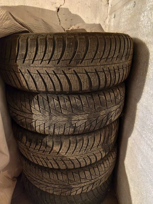 175/65/14 балондар сатылады сурочно зимни