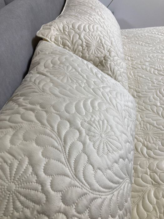 Луксозна кувертюра – нова, висококачествена