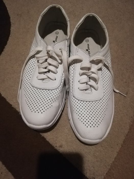 Дамски обувки,сникърси,маратонки,кецове