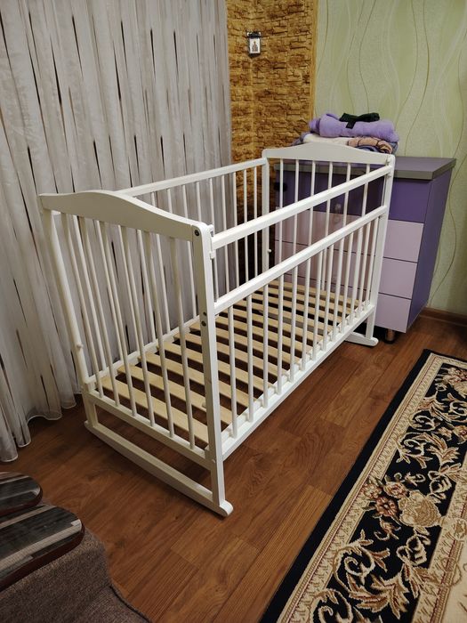 Продаётся детская кроватка ikea и стульчик